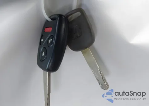 2010 Honda Accord 2.4 Lx z USA, uszkodzony, nr VIN 1HGCP2F35AA072380